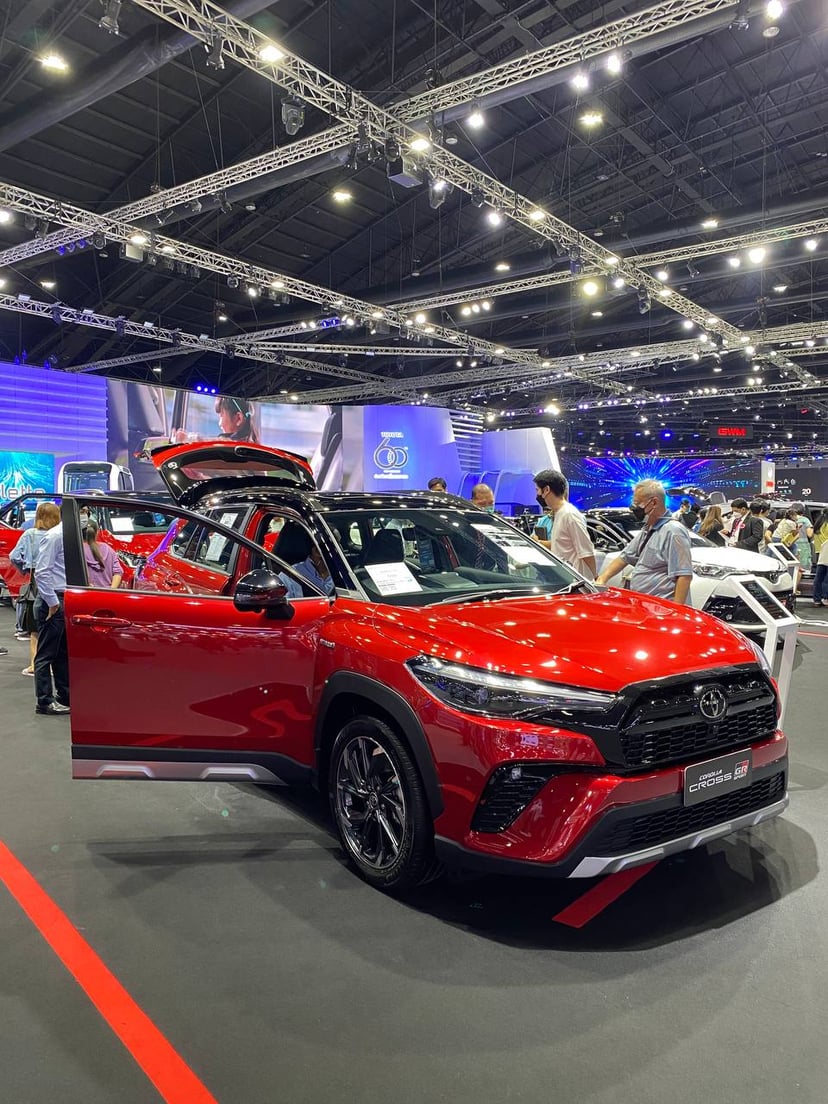 Top 10 most booked cars at the Motor Show 2022, photo 2