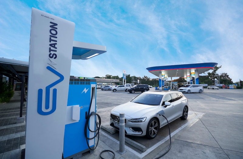 Editors%2 Fimages%2 F1665045694755 Ev Station Plu Z 2 660x400%402x