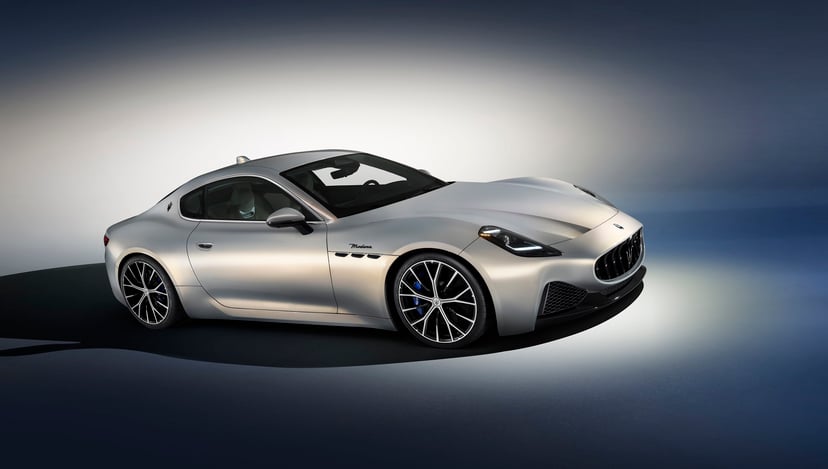 Maserati GranTurismo 2024 ขับเคลื่อนด้วยน้ำมันหรือไฟฟ้า?, photo 3