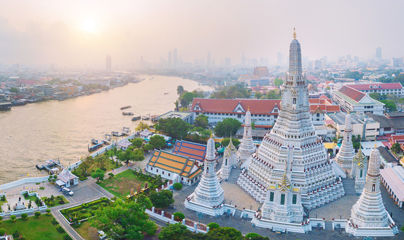 Driving to 9 popular temples in Bangkok on a day trip, photo 7
