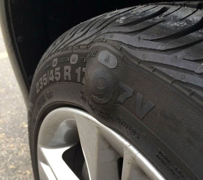 What causes the steering wheel to shake when driving at high speeds?, photo 3