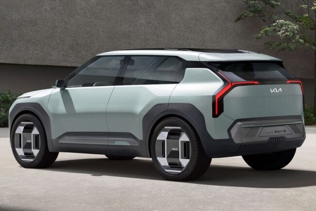 Get ready for the KIA EV3, the ultimate electric SUV with sleek design and advanced technology, fully equipped with every function you need., photo 1