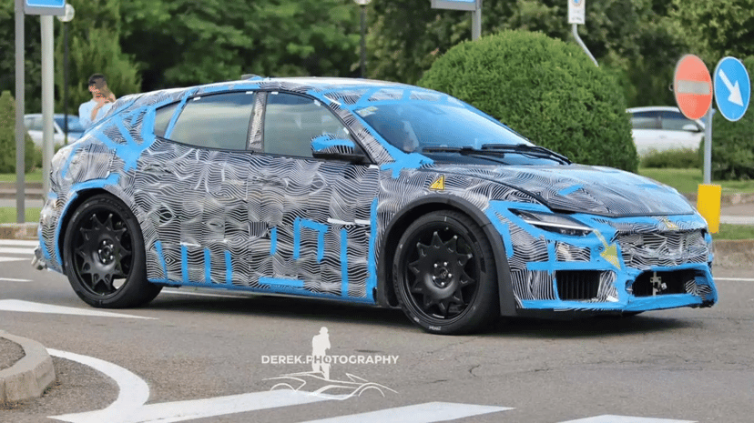 The First Electric Ferrari Spotted Testing in Disguise, photo 1