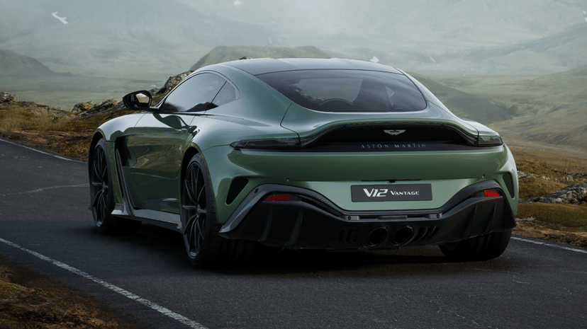 รถสปอร์ต Aston Martin Vantage