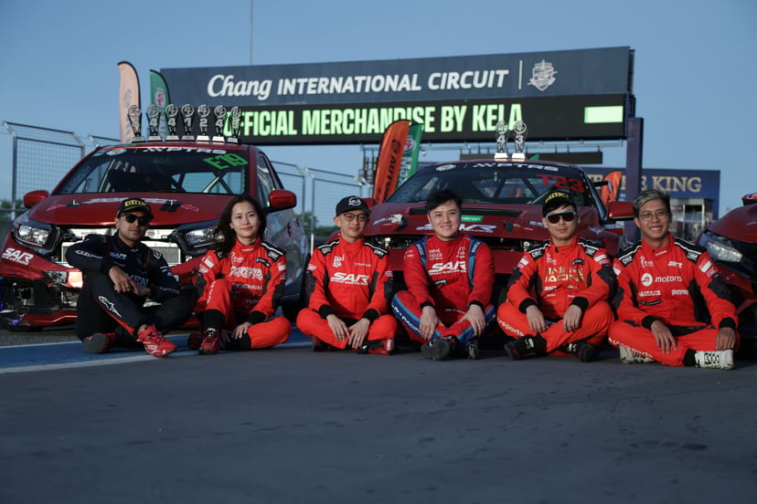 Shane Ang Racing Crew in Buriram