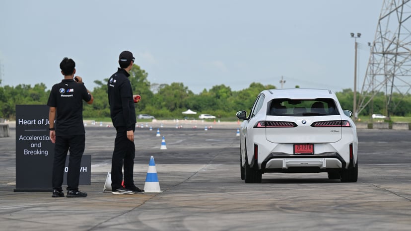 Motormouth My Bmw I X3 Experience In Thailand With Car Nuts And Coconuts