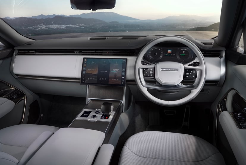 ภายในห้องโดยสาร Range Rover Electric