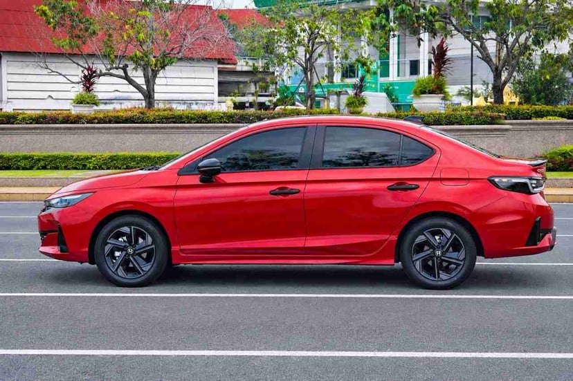 มิติตัวถังด้านข้าง Honda City eHEV RS