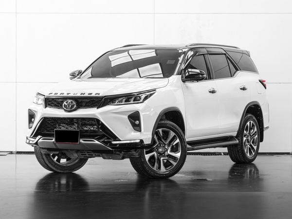 TOYOTA FORTUNER 2.4 LEGENDER 4WD