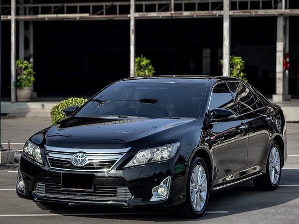 TOYOTA CAMRY HYBRID 2.5 HV PREMIUM TOP