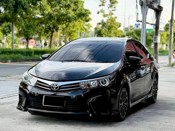 TOYOTA ALTIS 1.8 E SPORT TOP