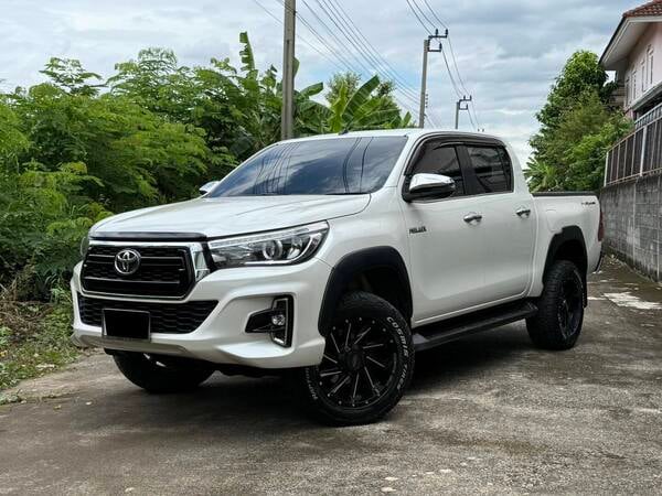 TOYOTA REVO PRERUNNER2.4G
