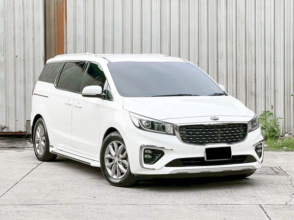 KIA GRAND CARNIVAL 2.2 EX TOP
