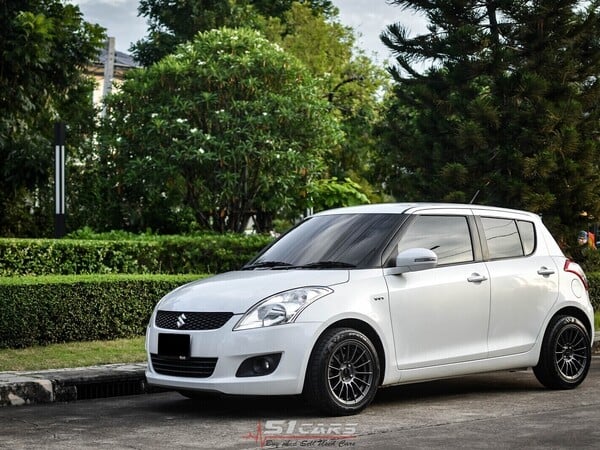 SUZUKI SWIFT GLX 1.25L CVT