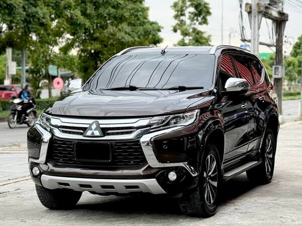 MITSUBISHI PAJERO SPORT 2.4GT PREMIUM