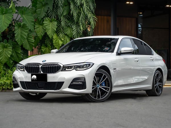 BMW 330E M SPORT PLUG IN HYBRID