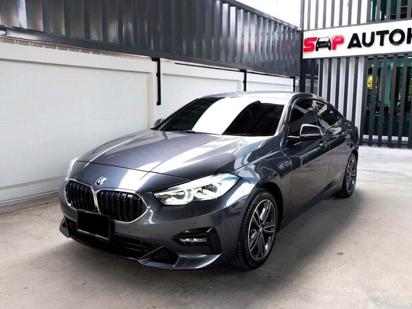 BMW 220I