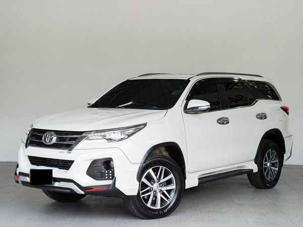 TOYOTA FORTUNER 2.8 V 4WD