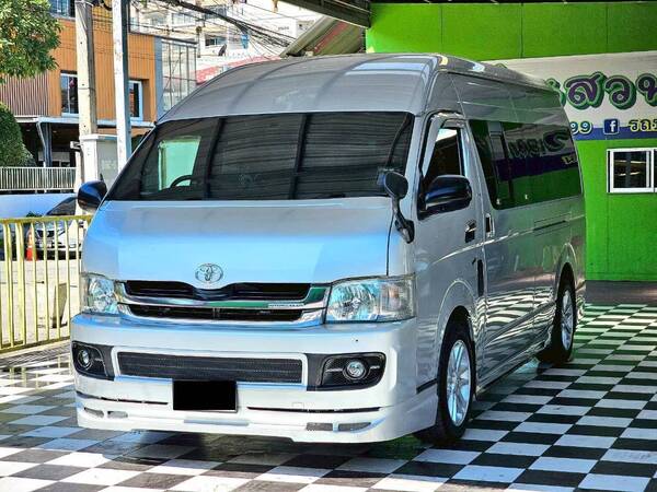 TOYOTA COMMUTER 2.5 D4D VIP