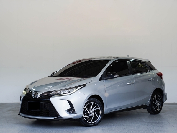 TOYOTA YARIS 1.2 SPORT PREMIUM