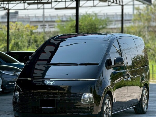 HYUNDAI H-1 STARIA 2.2 SEL
