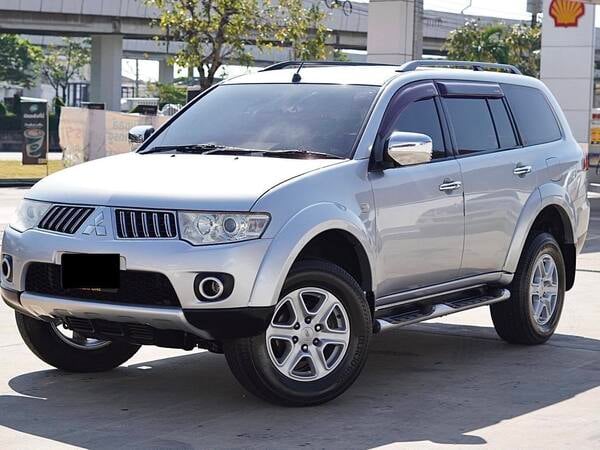 MITSUBISHI PAJERO 2.5GT MINERCHANGE