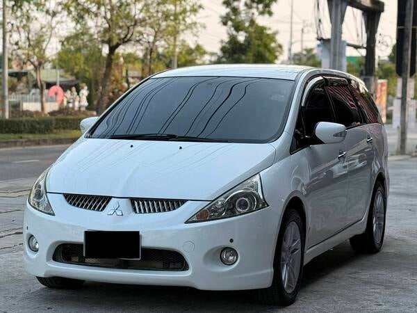 MITSUBISHI SPACE WAGON 2.4 MIVEC