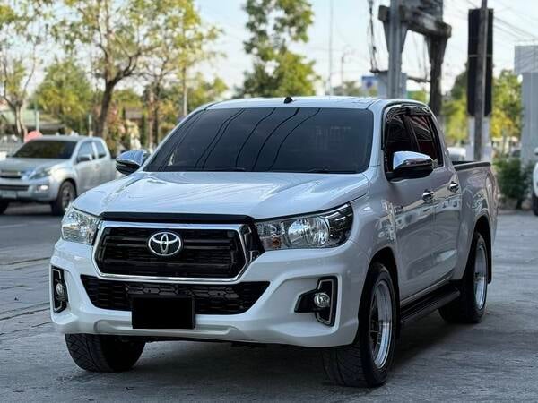 TOYOTA REVO Z-EDITION 2.4