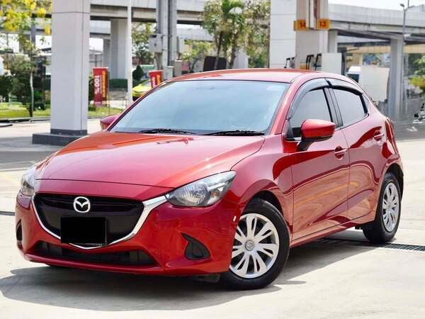 MAZDA 2