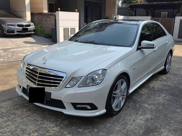MERCEDES BENZ E250 CGI AMG 7 SPEED