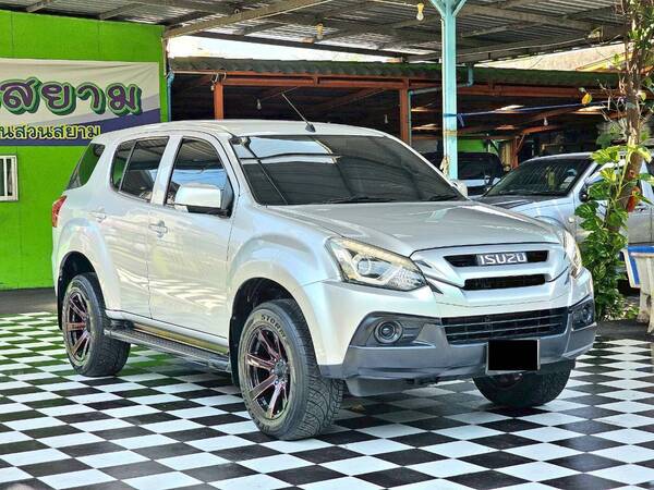 ISUZU MU-X 1.9 CD 2WD SUV