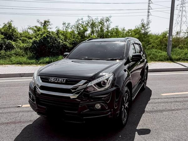 ISUZU MU-X 1.9 2WD
