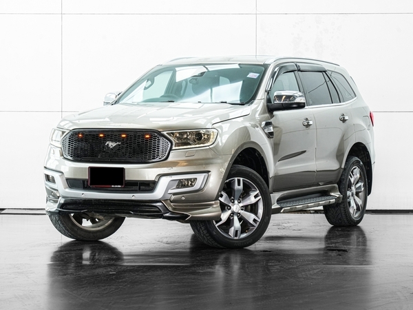 FORD EVEREST 2.2 TITANIUM PLUS 2WD