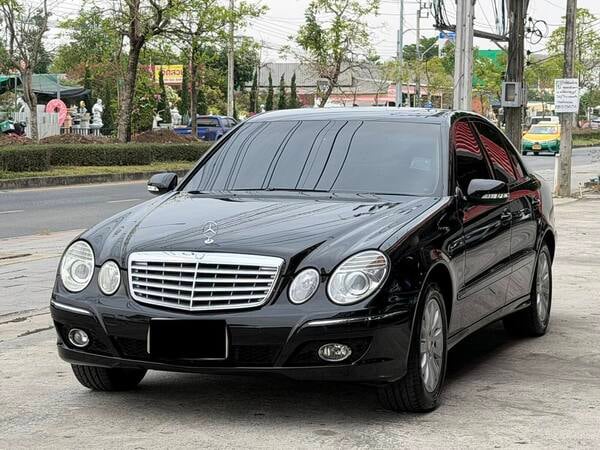 MERCEDES BENZ E200 1.8B
