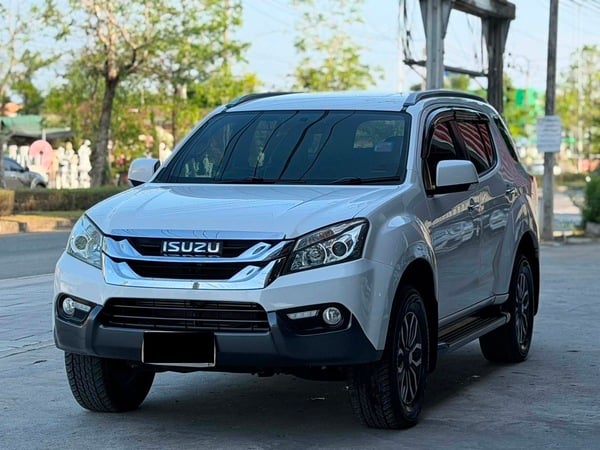 ISUZU MU-X 1.9 DVD TOP OPTION ขับ2WD