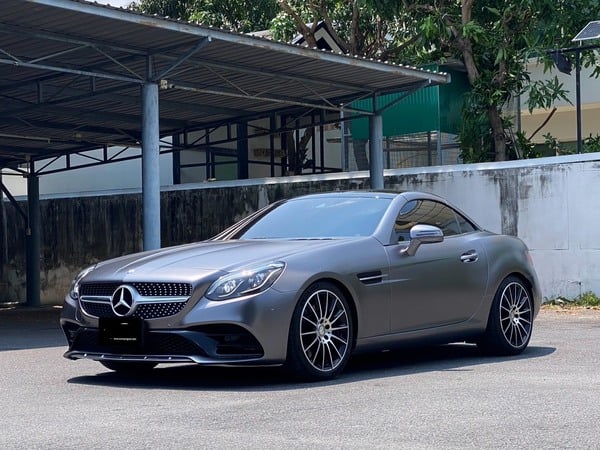 MERCEDES-BENZ SLC300 AMG DYNAMIC