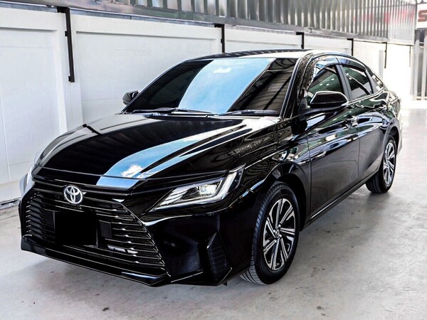 TOYOTA YARIS ATIV 1.2 SMART