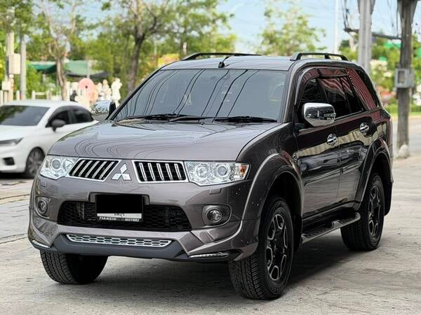 MITSUBISHI PAJERO 2.5AUTO