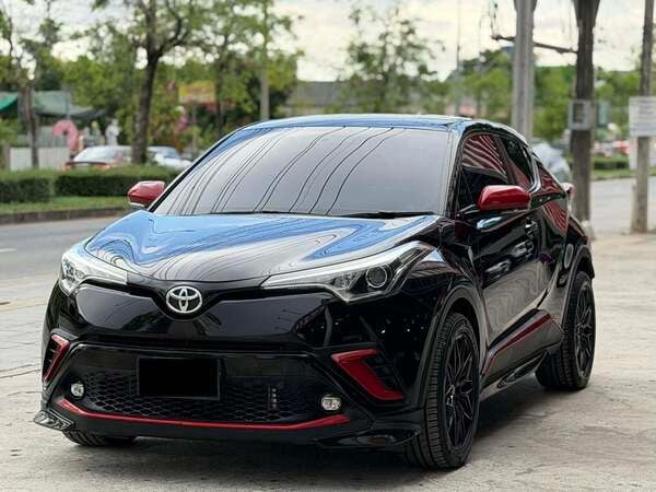 TOYOTA C-HR 1.8 MID