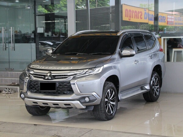 MITSUBISHI PAJERO SPORT 2.4 GT PREMIUM