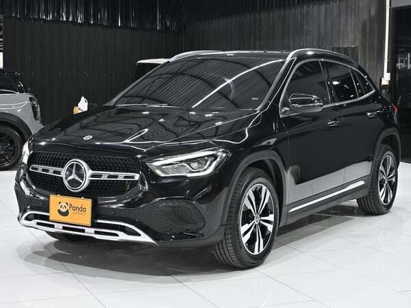 MERCEDES BENZ GLA 200 PROGRESSIVE (H247)