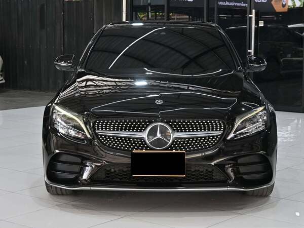 MERCEDES BENZ C300E AMG DYNAMIC (W205)