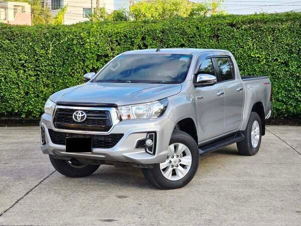 TOYOTA HILUX REVO PRERUNNER 2.4 E