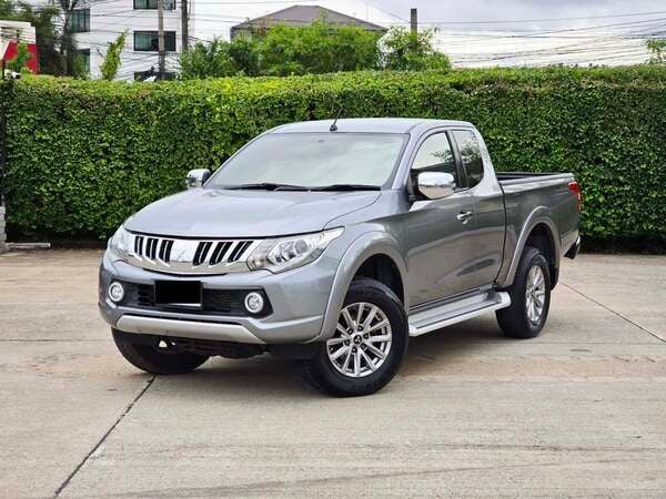 MITSUBISHI TRITON 2.4 MEGA CAB