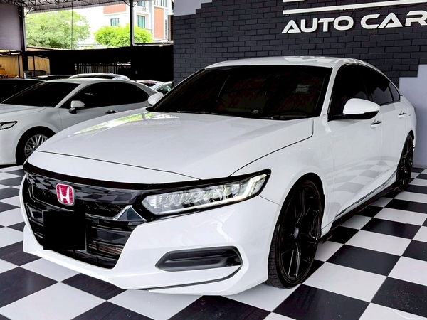 HONDA ACCORD 1.5 EL TURBO