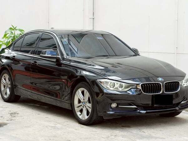 ฺBMW 320D SPORT YR.2014
