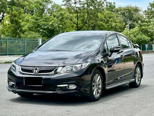 HONDA CIVIC 1.8 E