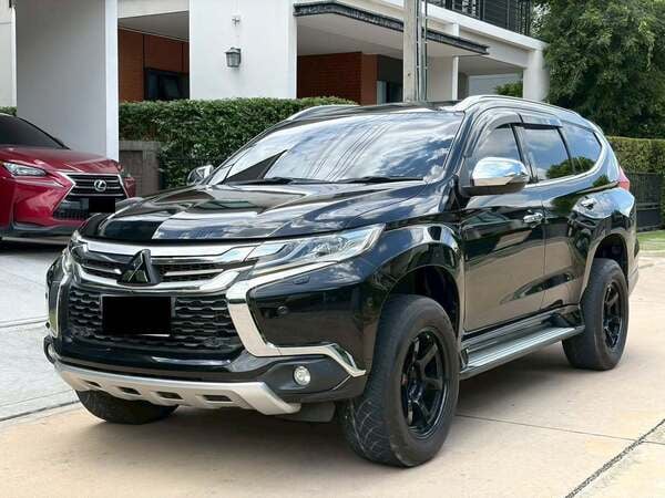 MITSUBISHI PAJERO SPORT 2.4 GT PREMIUM 2WD