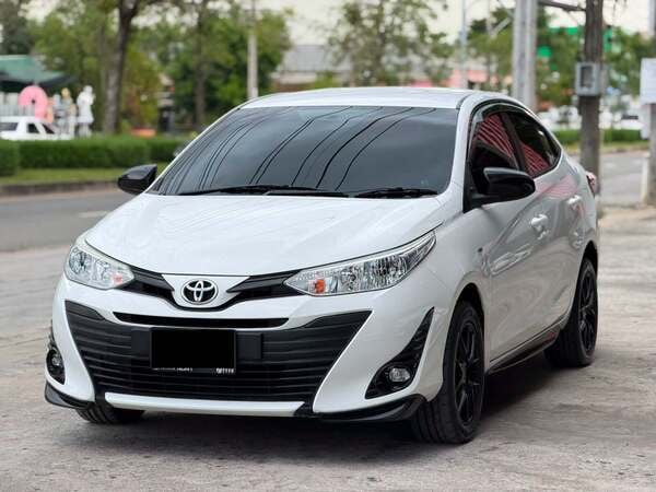 TOYOTA YARIS ATIV 1.2 AUTO