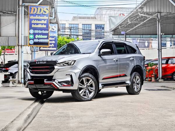 ISUZU  MU-X 3.0 ULTIMATE 2WD